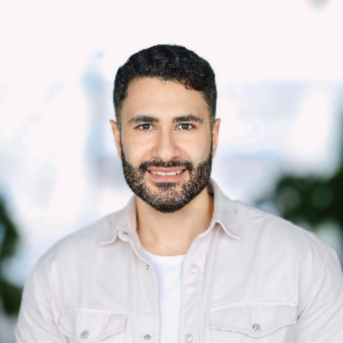Deniz Kasap