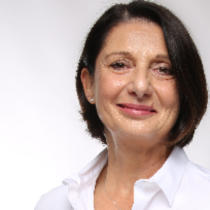 Catrin Bettina Brand