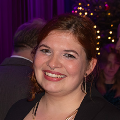 Carolin Yaman