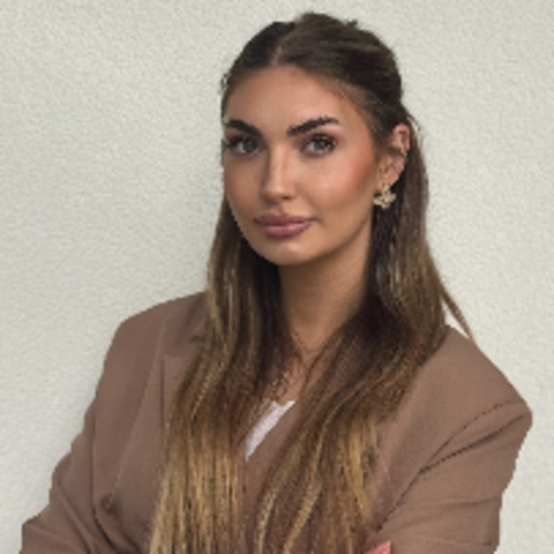 Alina Tiara Walter